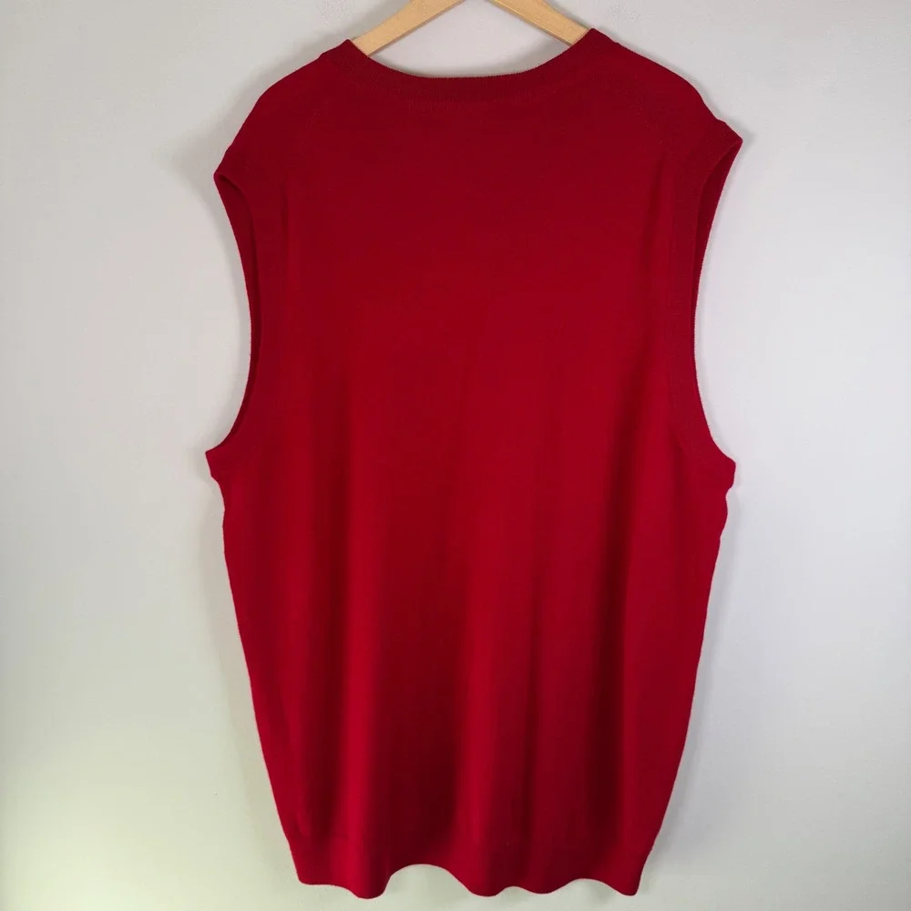 NEW Turnbury Men's‎ 2XT 100% Extra Fine Merino Wool V-Neck Sweater Vest NWT Red
